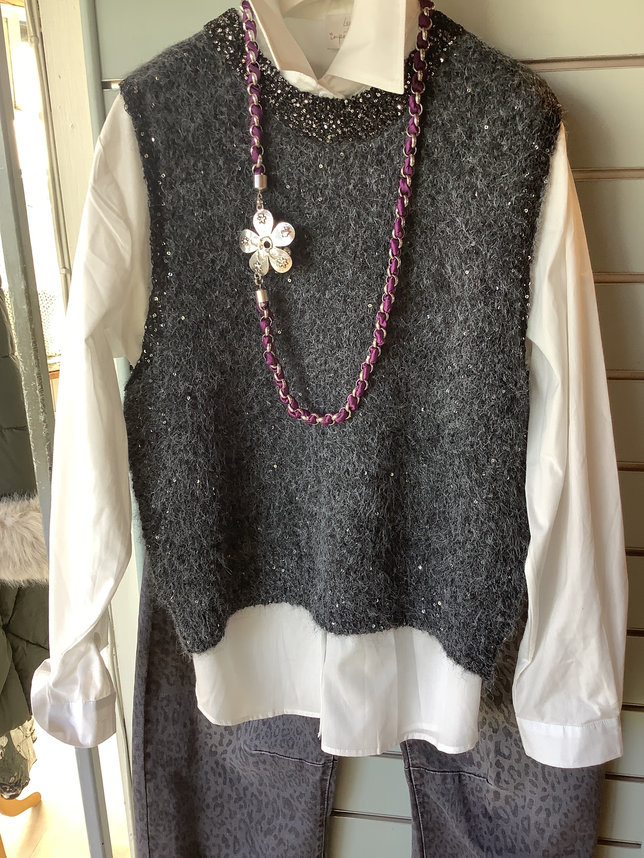 Tank top with under blouse