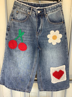 Load image into Gallery viewer, Cherry shorts
