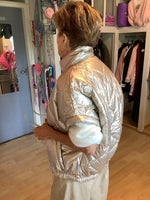Load image into Gallery viewer, Fancy gilet
