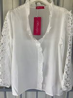 Load image into Gallery viewer, Delicate blouse
