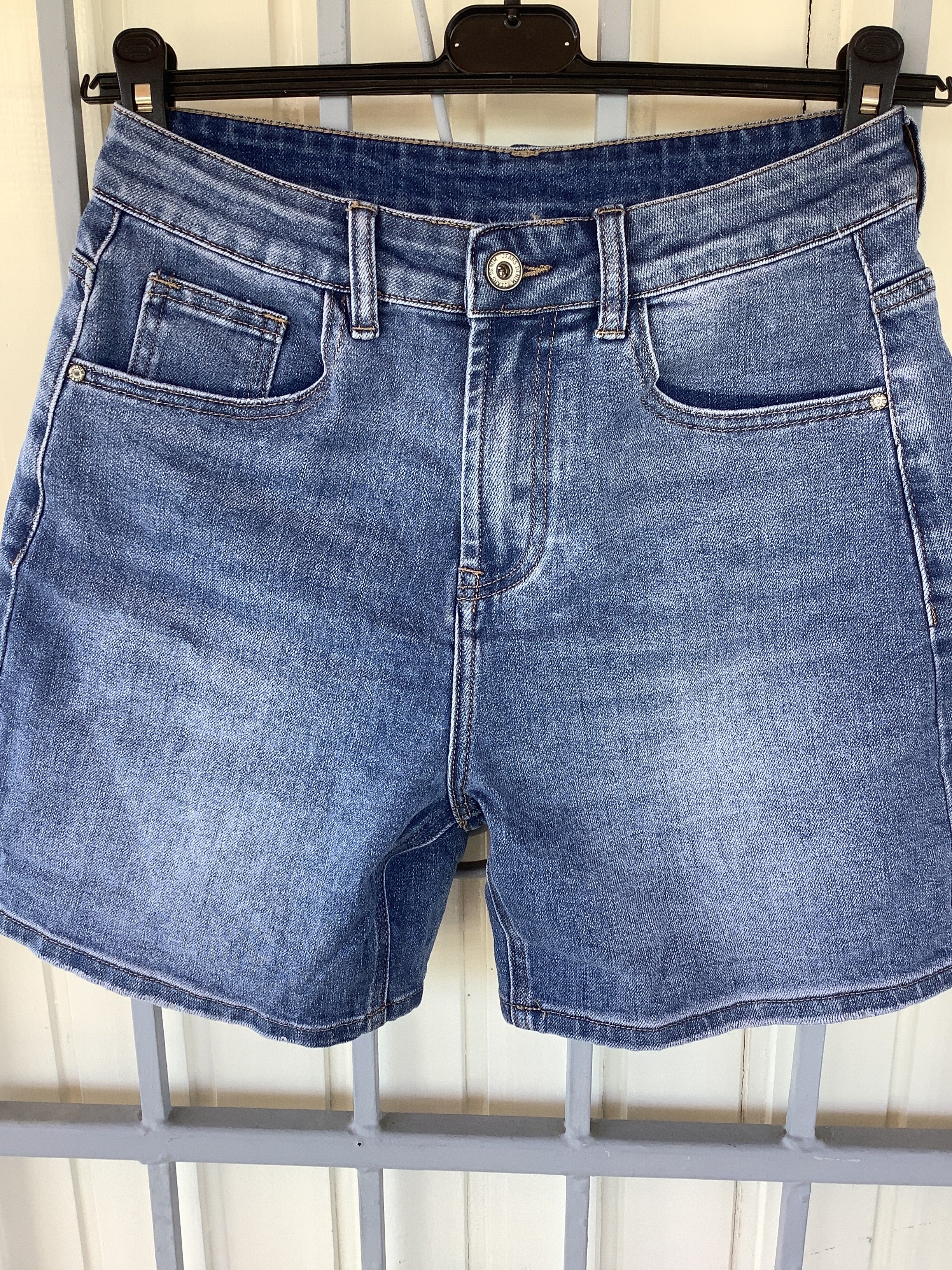 Casual shorts