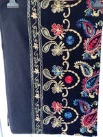 Load image into Gallery viewer, Paisley shawl
