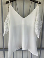 Load image into Gallery viewer, Cold shoulder top
