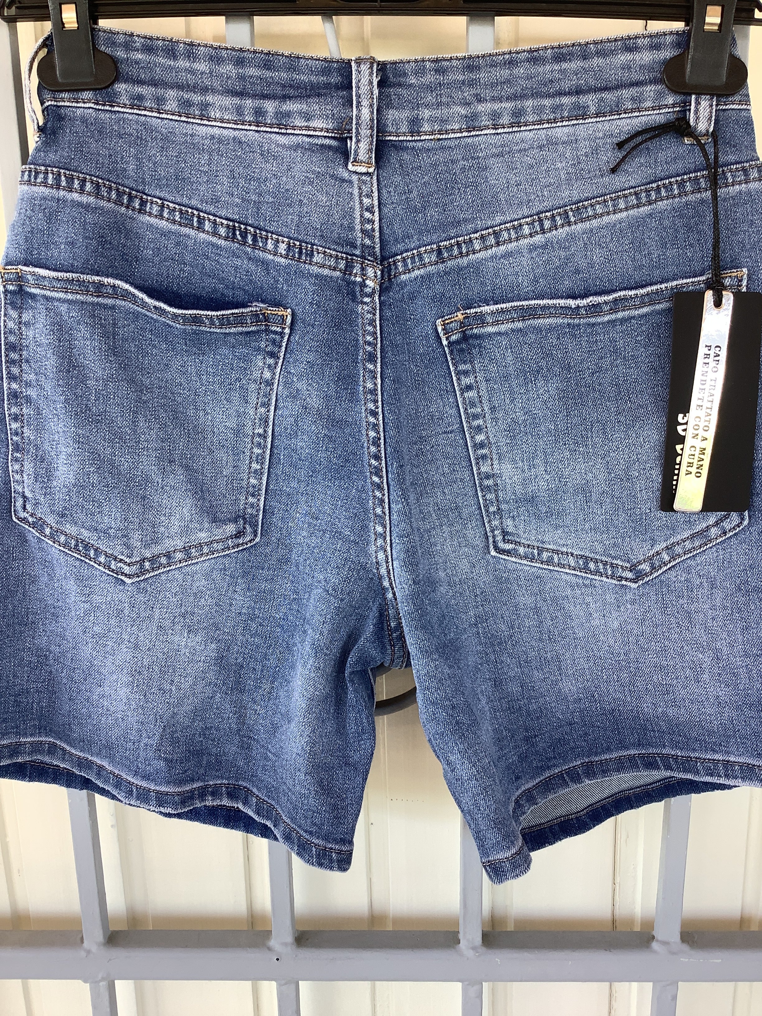 Casual shorts