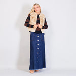 Load image into Gallery viewer, Fabulous fur gilet

