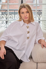 Load image into Gallery viewer, Oversized Short-Sleeve Shirt with Shell Buttons
