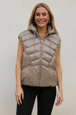 Load image into Gallery viewer, Shiny Sleeveless Puffer Jacket
