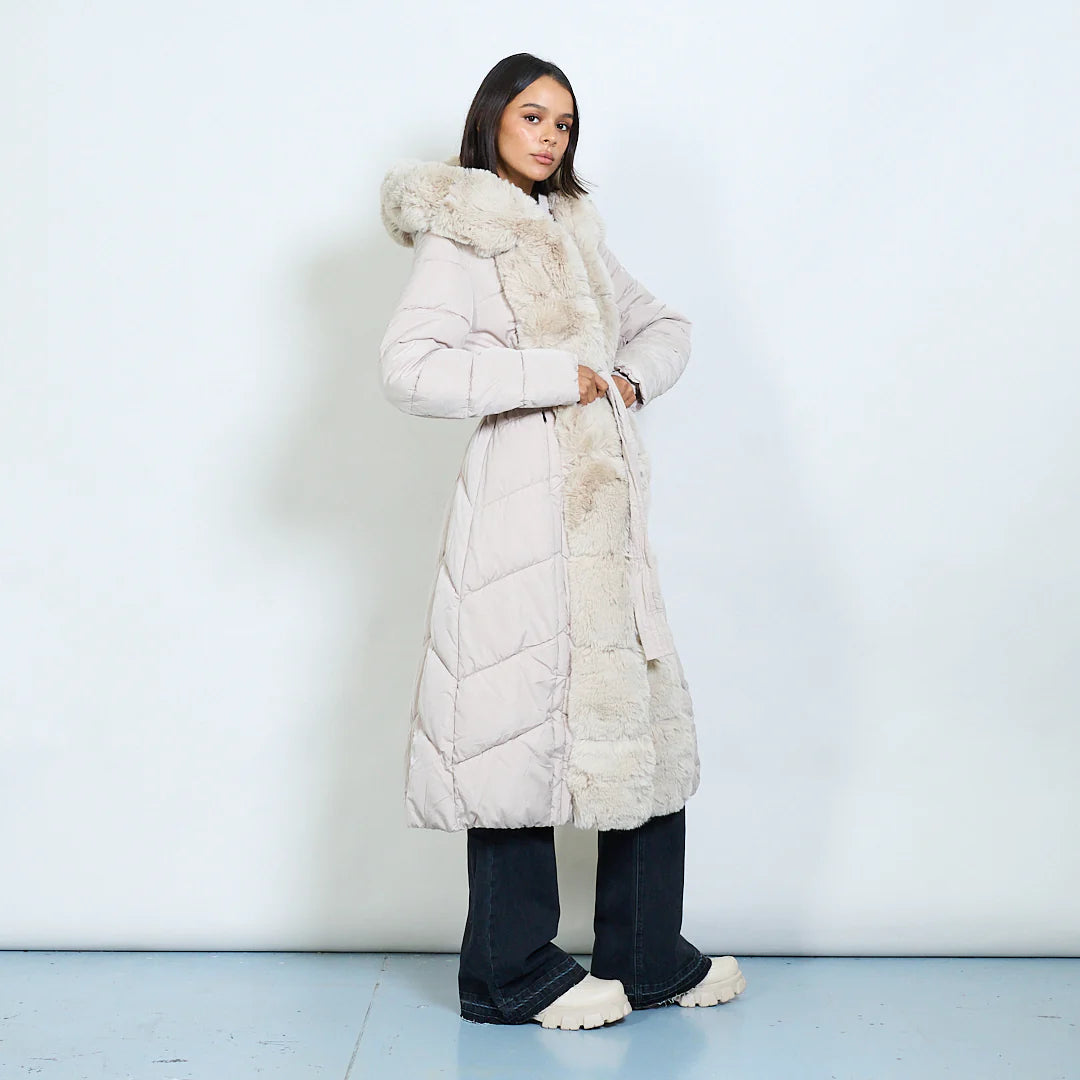 Long Padded coat with faux fur
