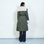 Load image into Gallery viewer, Quilted  and faux fur coat
