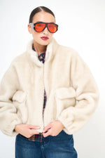 Load image into Gallery viewer, Zip front cropped plush texture coat
