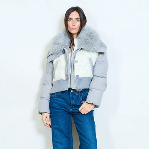 Cropped puffer jacket with fluffy collar and textured panels