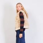 Load image into Gallery viewer, Fabulous fur gilet
