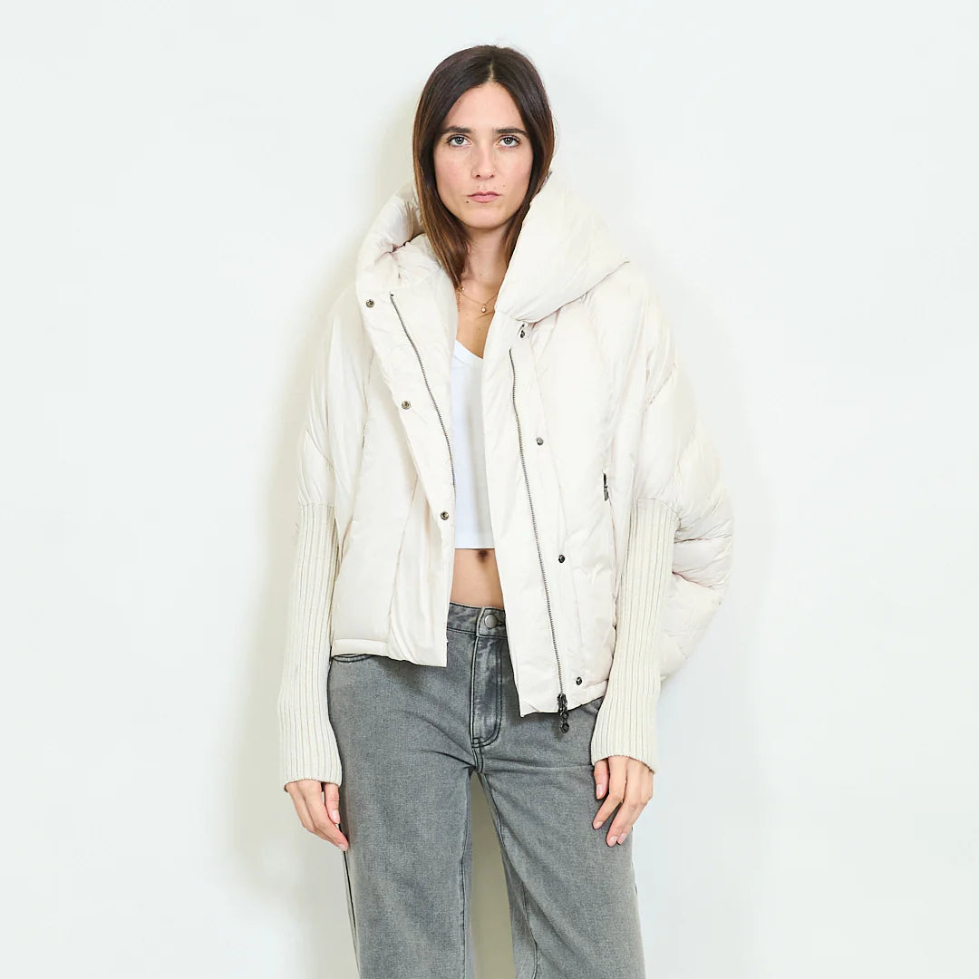 Oversized quilted puffer jacket with ribbed cuff