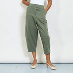 Load image into Gallery viewer, Tapered trousers
