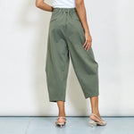 Load image into Gallery viewer, Tapered trousers
