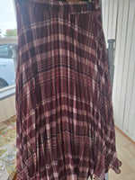 Load image into Gallery viewer, Pleated checkered skirt
