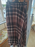 Load image into Gallery viewer, Pleated checkered skirt
