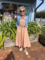 Load image into Gallery viewer, Minimal ribbed top and gathered skirt midi dress
