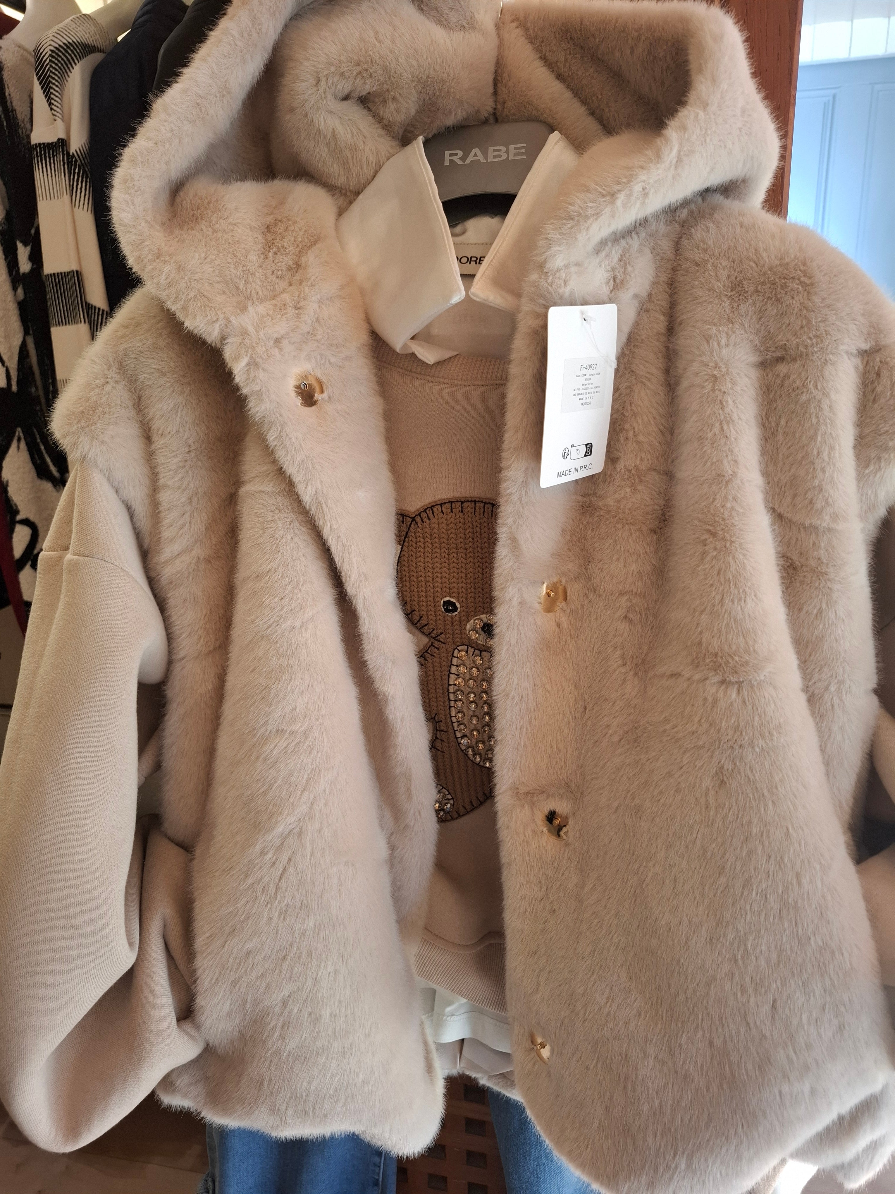 Moda fur Gillet