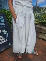 Load image into Gallery viewer, Balloon skirt
