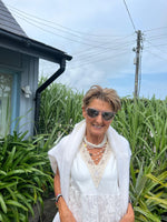 Load image into Gallery viewer, V neck lace trim top
