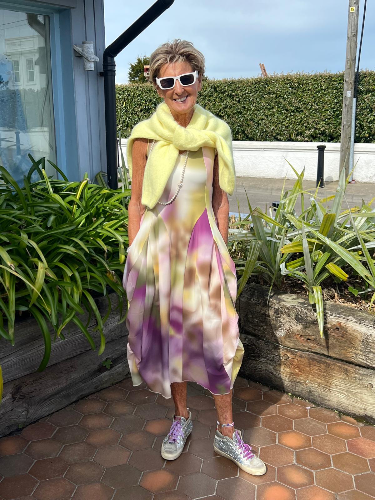 HIGH At - Length dress