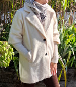 Load image into Gallery viewer, Cosy coat with ribbed sleeve
