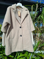 Load image into Gallery viewer, Cosy coat with ribbed sleeve
