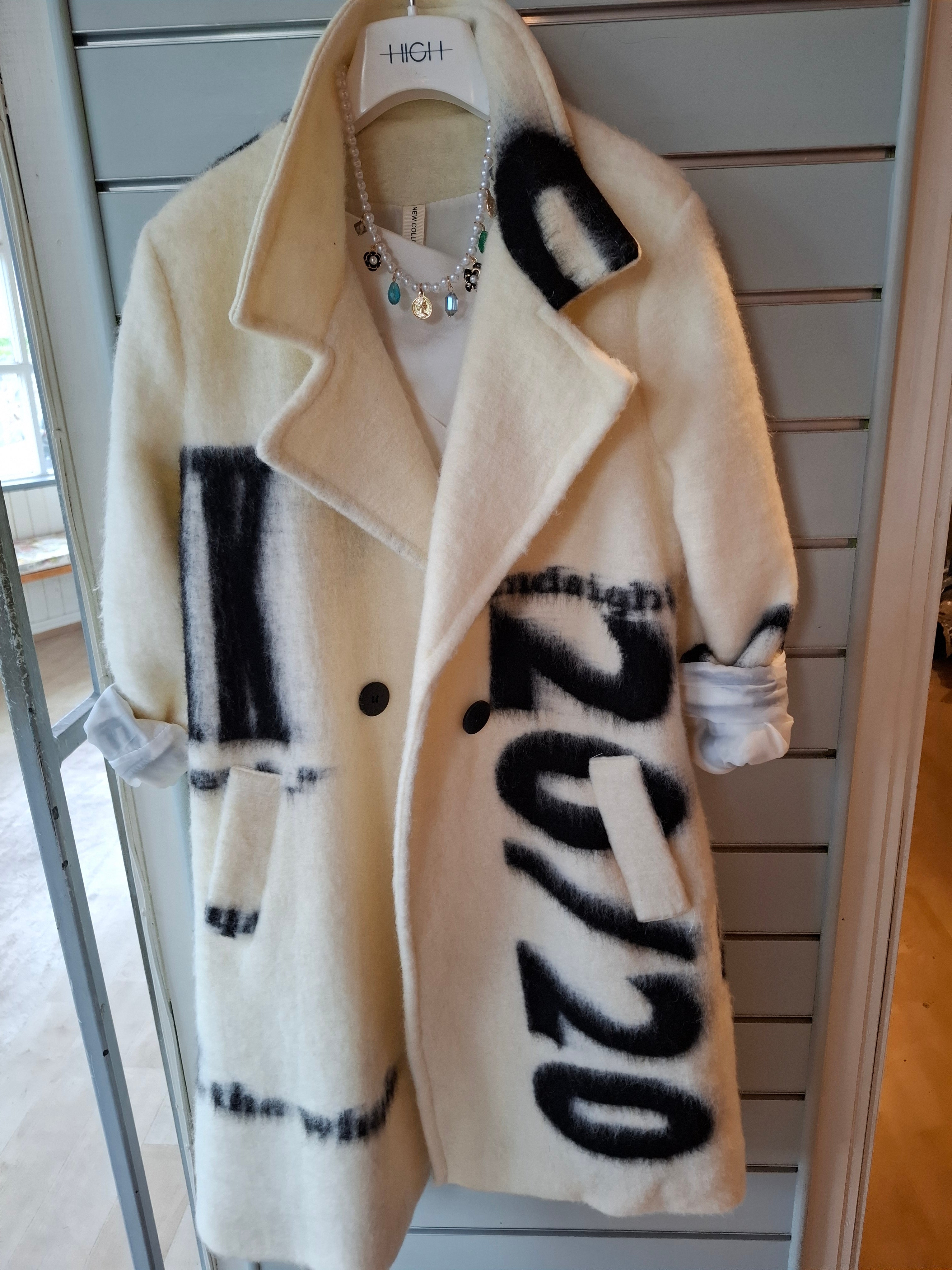 Michela Mii coat