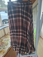 Load image into Gallery viewer, Pleated checkered skirt
