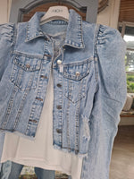 Load image into Gallery viewer, Dressy denim jacket
