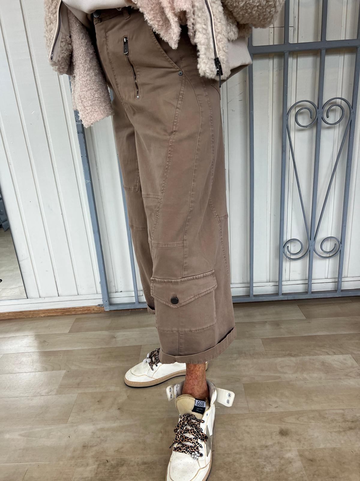 High Out run trousers